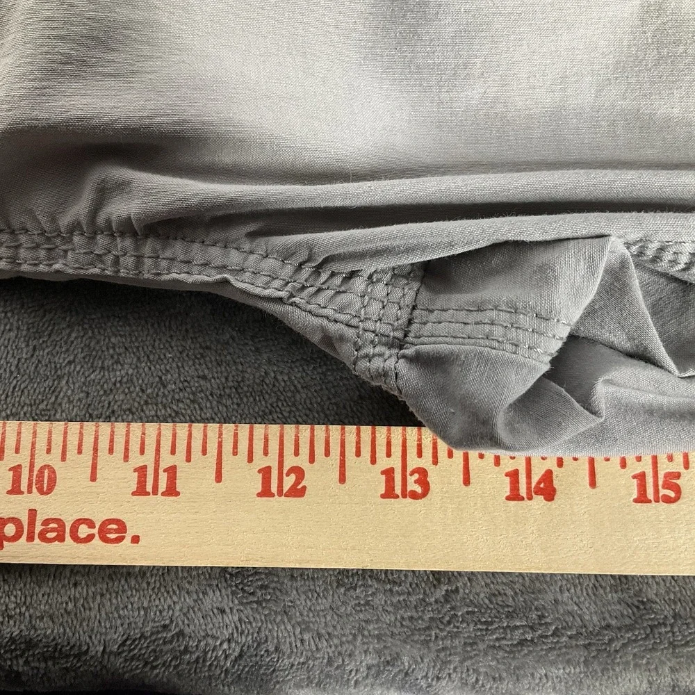 Wrangler Utility Shorts Size 36 Rise 13 Inseam 9‎ Beige Cargo Casual